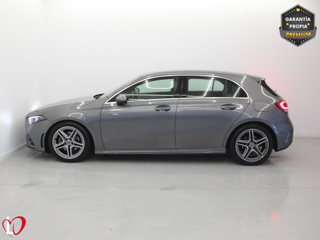MERCEDES CLASE A 200 D AMG Line + PAQUETE ADVANTAGE 150 de segunda mano