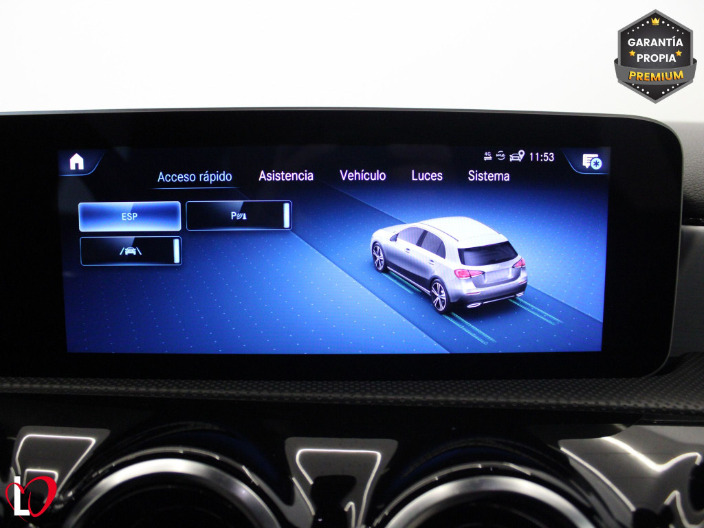 MERCEDES CLASE A 200 D AMG Line + PAQUETE ADVANTAGE 150 de segunda mano