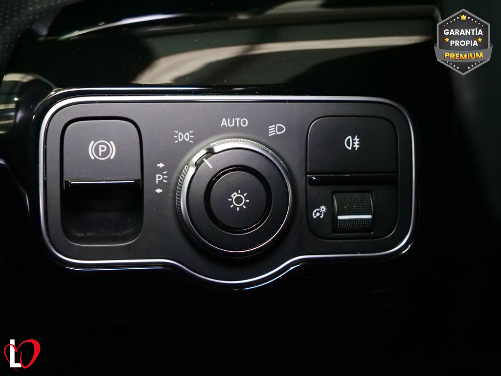MERCEDES CLASE A 200 D AUTO ADVANTAGE 150 de segunda mano