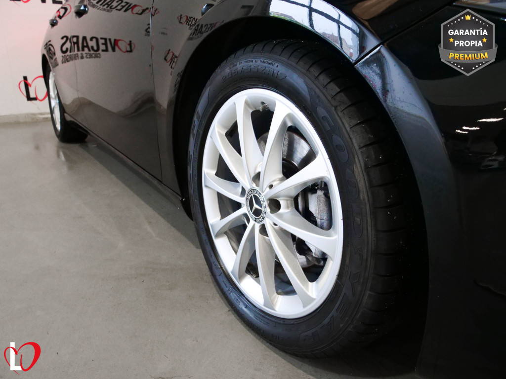 MERCEDES CLASE A 200 D AUTO ADVANTAGE 150 de segunda mano