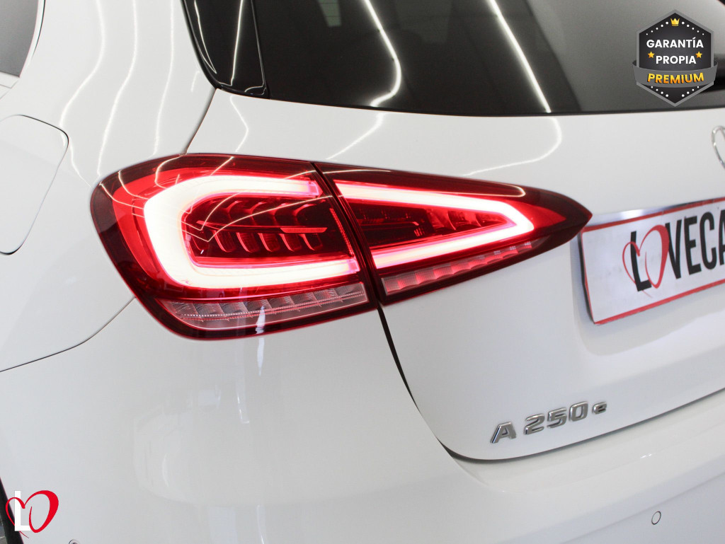 MERCEDES CLASE A 250 e 8G-DCT AMG 218 de segunda mano