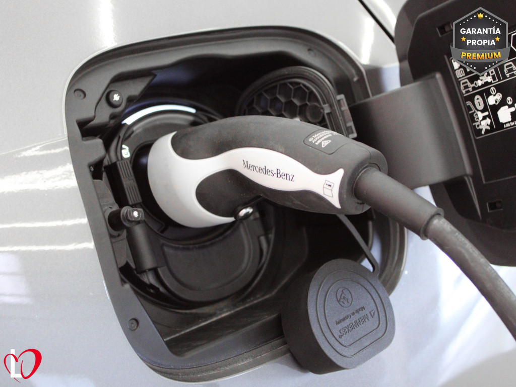 MERCEDES CLASE A 250 e AUTOM. ADVANTAGE 218 de segunda mano