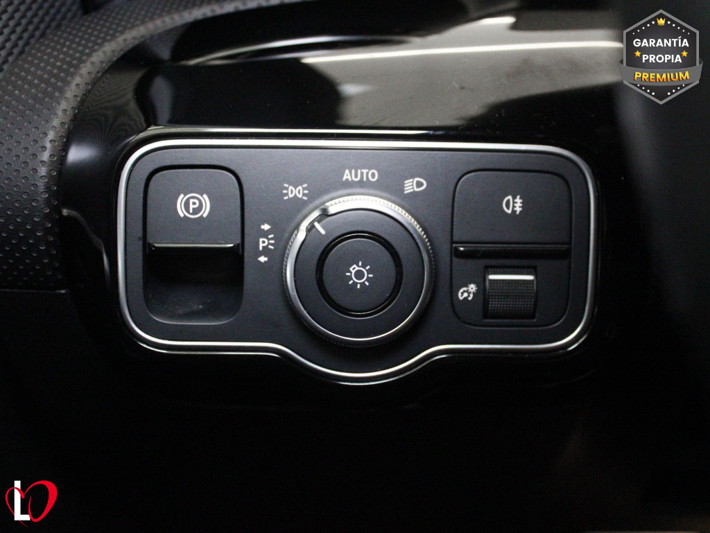 MERCEDES CLASE A 250 e + PAQUETE ADVANTAGE 218 de segunda mano