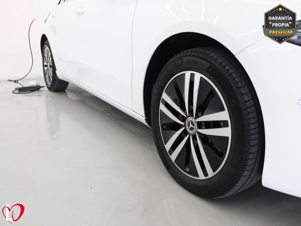 MERCEDES CLASE A 250 e + PAQUETE ADVANTAGE 218 de segunda mano