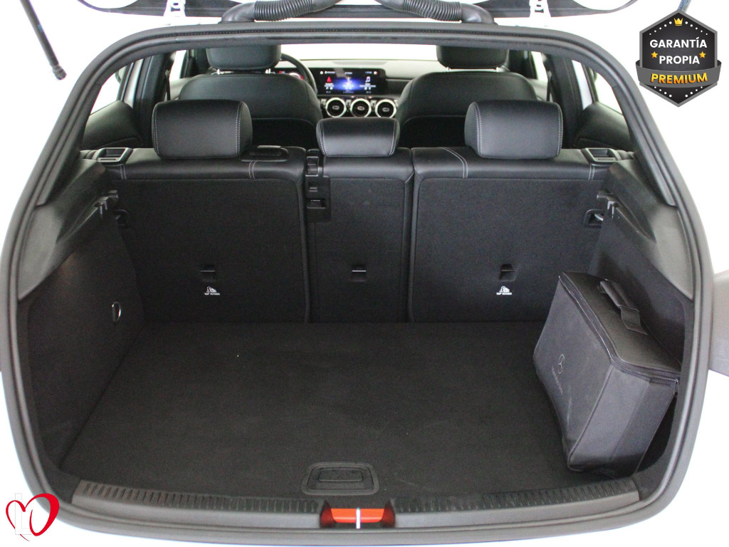 MERCEDES CLASE A 250 e + PAQUETE ADVANTAGE 218 de segunda mano