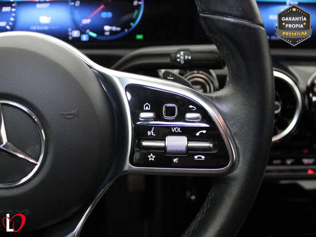 MERCEDES CLASE A 250 e + PAQUETE ADVANTAGE 218 de segunda mano