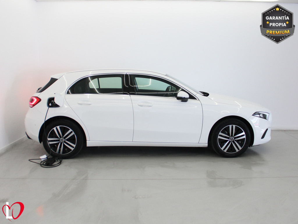 MERCEDES CLASE A 250 e + PAQUETE ADVANTAGE 218 de segunda mano