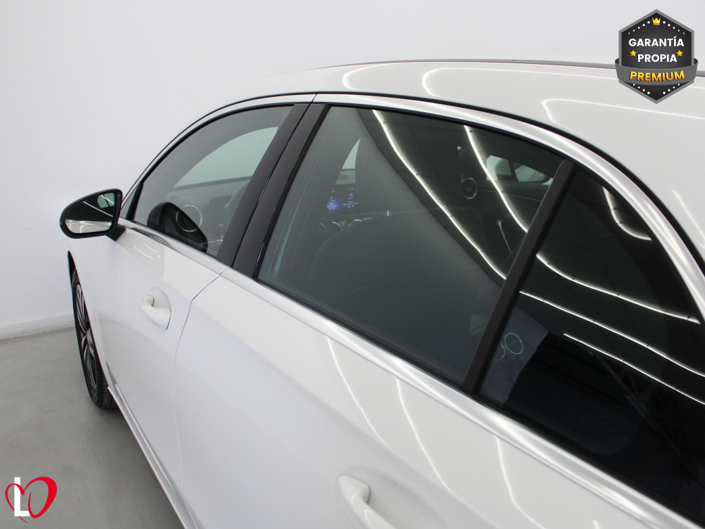 MERCEDES CLASE A 250 e + PAQUETE ADVANTAGE 218 de segunda mano