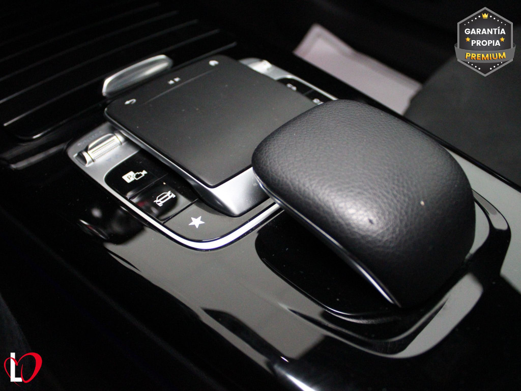 MERCEDES CLASE A A 200 D AUTOM. AMG 150 de segunda mano