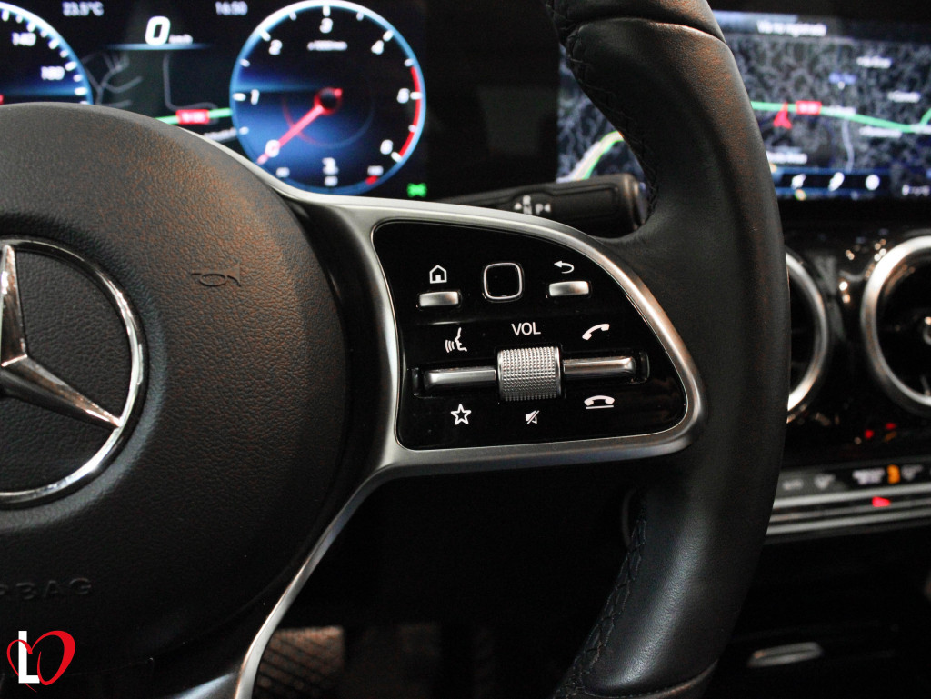MERCEDES CLASE B 180 CDI AUTOMÁTICO ADVANTAGE 116 de segunda mano