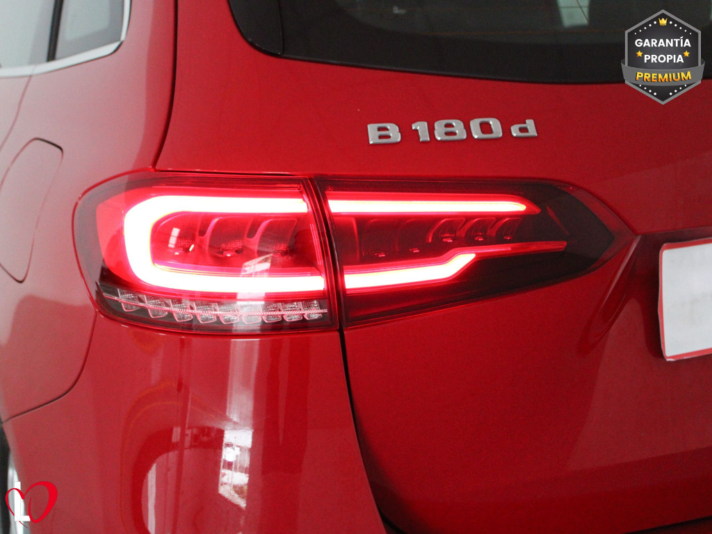MERCEDES CLASE B 180 D AUTOM. 116 de segunda mano