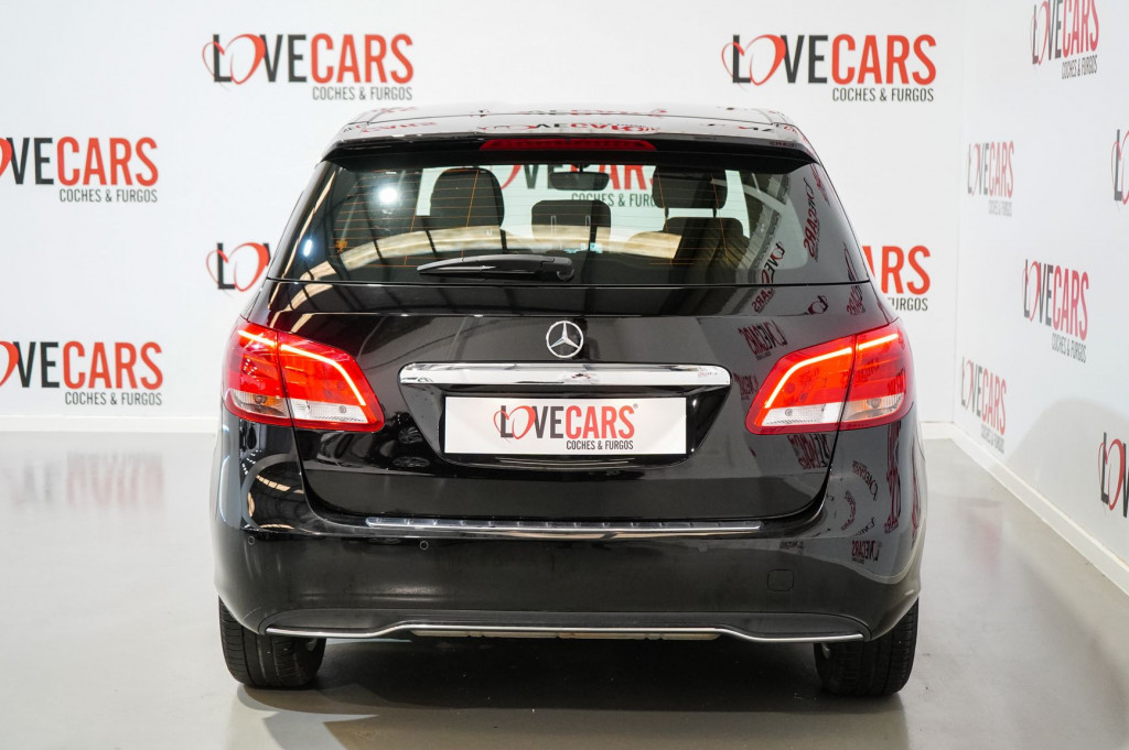 MERCEDES CLASE B 200 D AUTOM. STYLE 136 de segunda mano