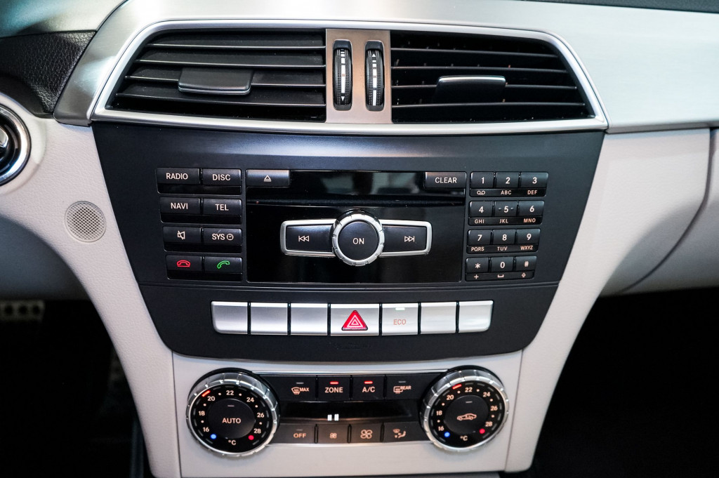MERCEDES CLASE C 180 CDI de segunda mano
