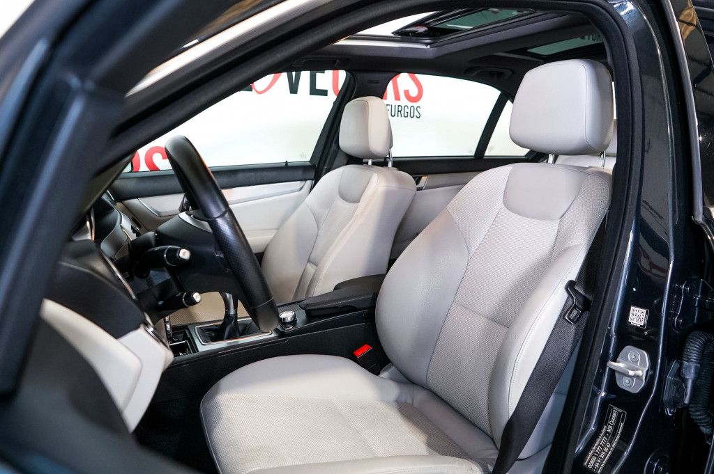 MERCEDES CLASE C 180 CDI de segunda mano