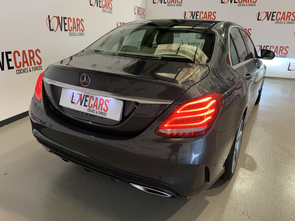 MERCEDES CLASE C 200 D AMG LINE AUT. 4D de segunda mano