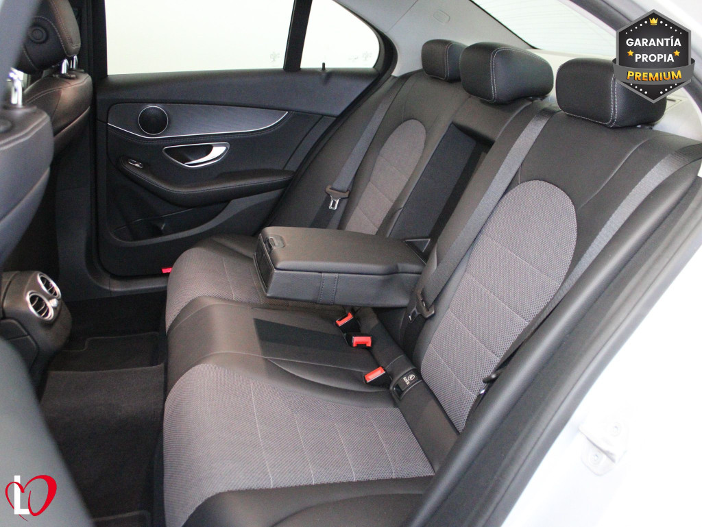 MERCEDES CLASE C 220 D AUT. AVANGARDE 170 de segunda mano