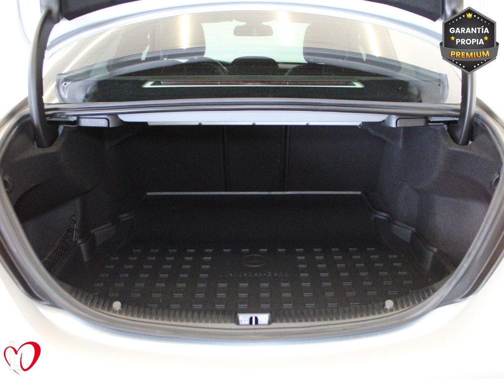 MERCEDES CLASE C 220 D AUT. AVANGARDE 170 de segunda mano
