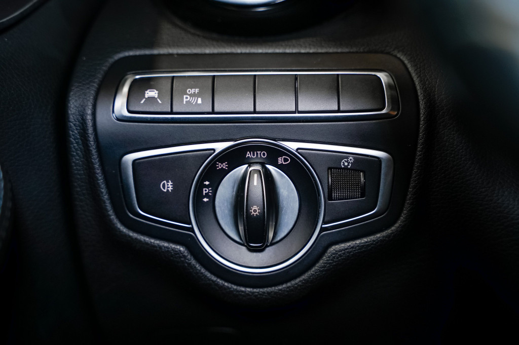 MERCEDES CLASE C 220 D BREAK ESTATE 170 de segunda mano