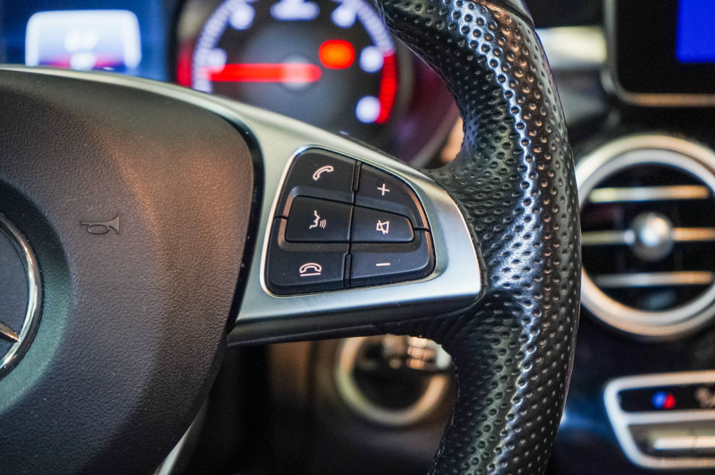 MERCEDES CLASE C BREAK 220 D AMG 170 de segunda mano