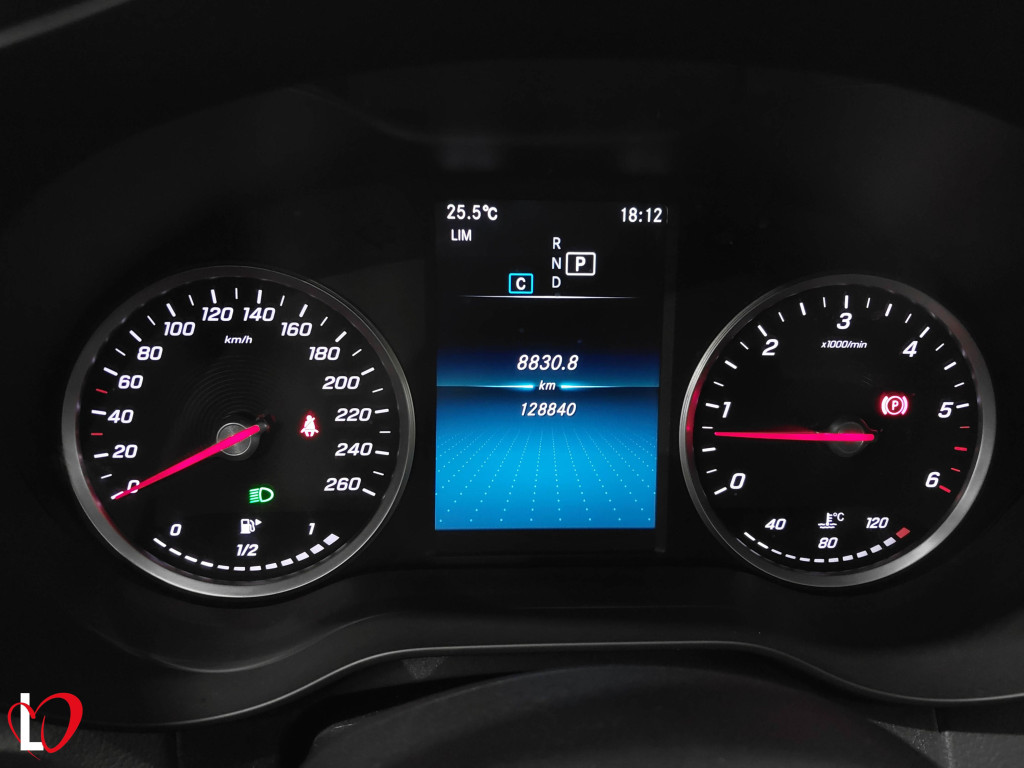 MERCEDES CLASE C C 220 D AUTOMÁTICO AVANTGARDE 195 de segunda mano