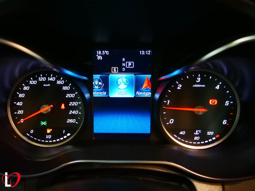 MERCEDES CLASE C ESTATE 220 D 9G-TRONIC AVANDGARDE 195 de segunda mano
