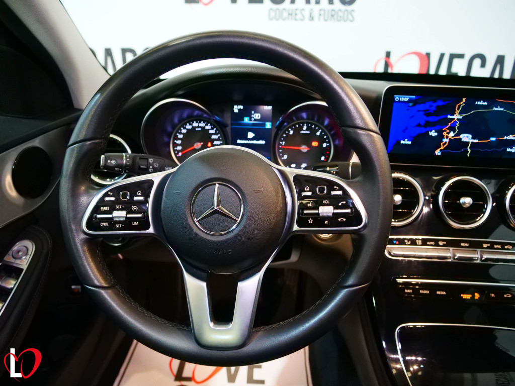 MERCEDES CLASE C ESTATE 220 D 9G-TRONIC AVANDGARDE 195 de segunda mano