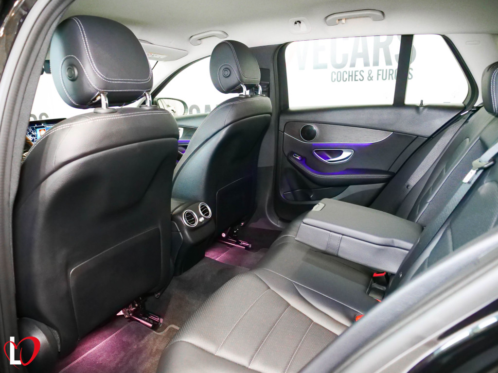 MERCEDES CLASE C ESTATE 300 de T 9G-TRONIC 306 de segunda mano