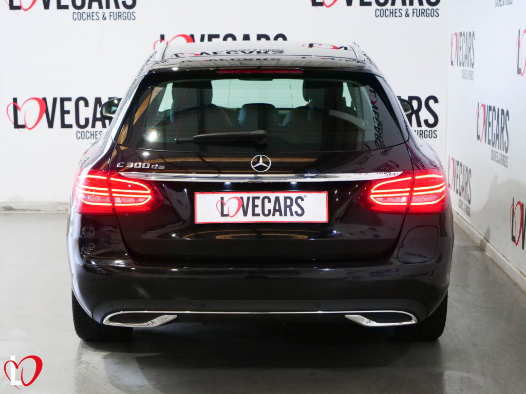 MERCEDES CLASE C ESTATE 300 de T 9G-TRONIC 306 de segunda mano