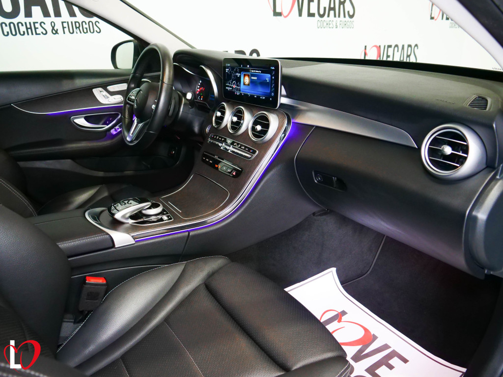 MERCEDES CLASE C ESTATE 300 de T 9G-TRONIC 306 de segunda mano