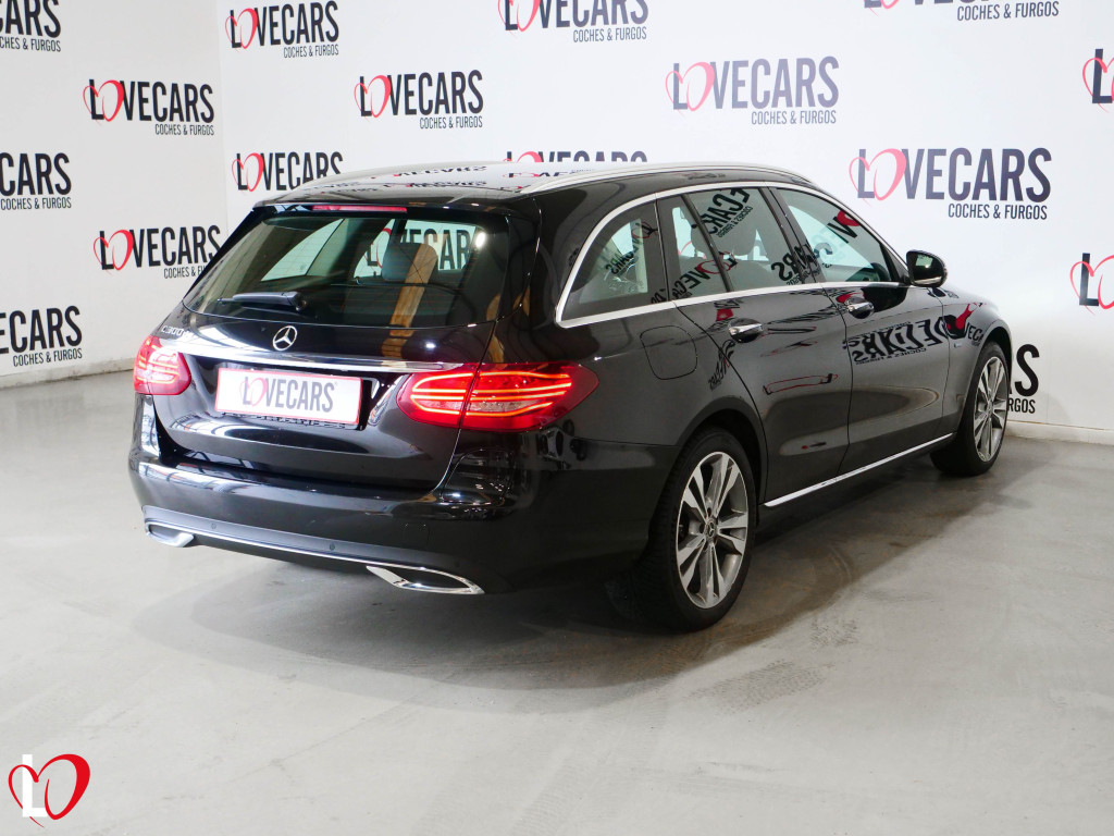 MERCEDES CLASE C ESTATE 300 de T 9G-TRONIC 306 de segunda mano