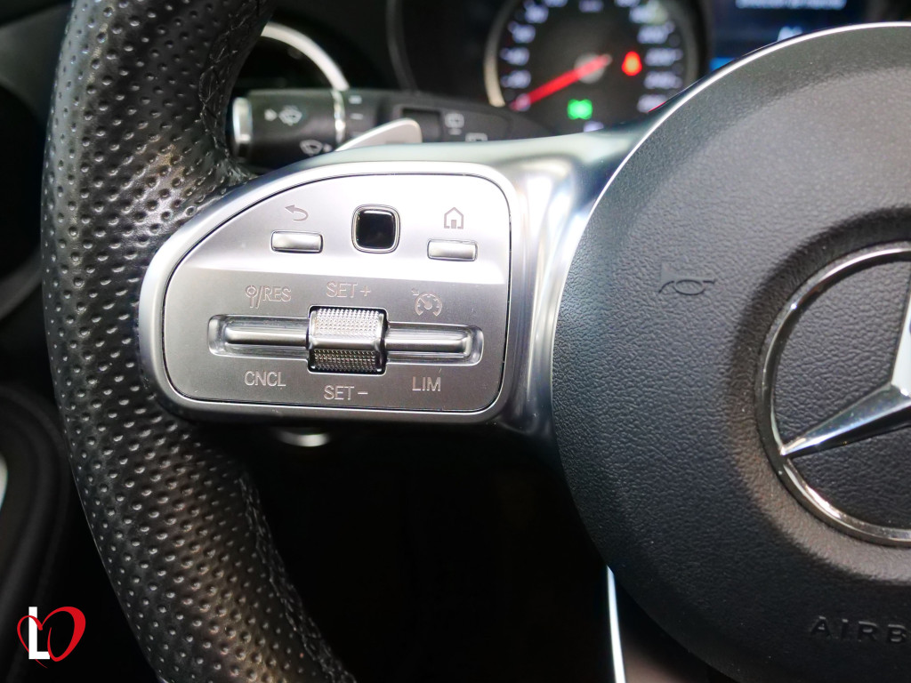 MERCEDES CLASE C FAMILIAR 200 D 9G-TRONIC AMG TECHO 160 de segunda mano