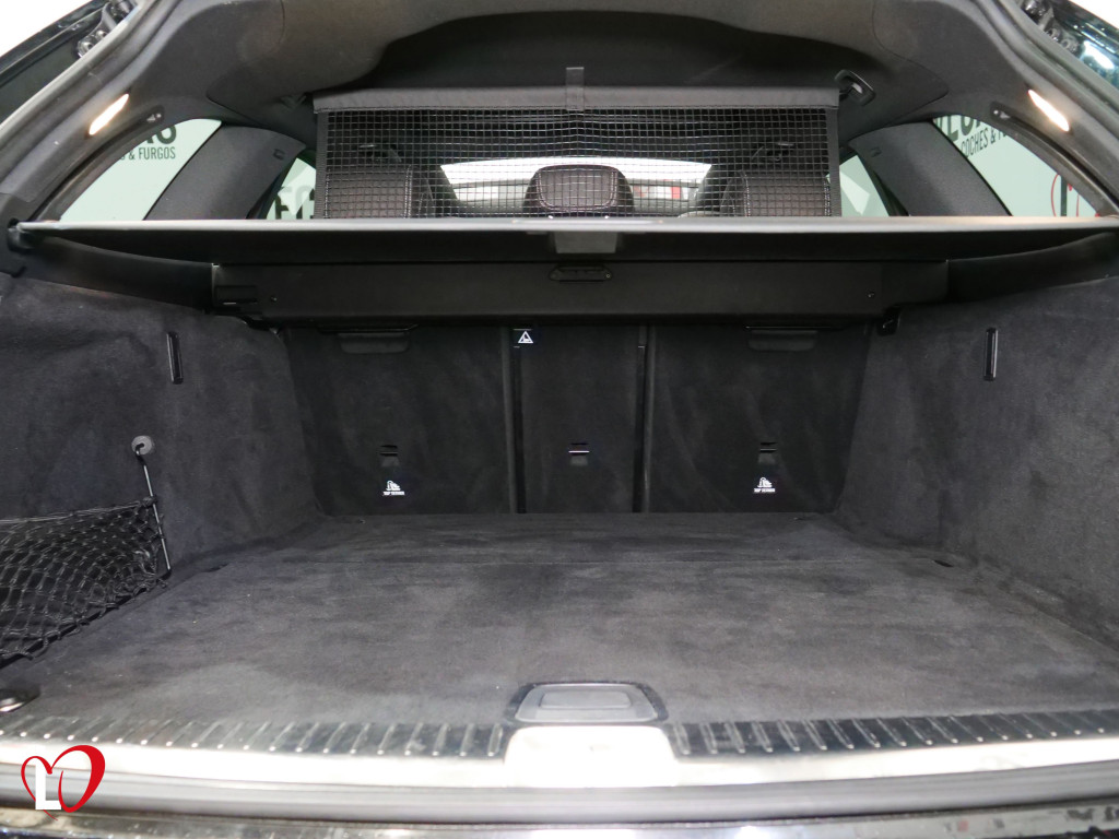 MERCEDES CLASE C FAMILIAR 200 D 9G-TRONIC AMG TECHO 160 de segunda mano
