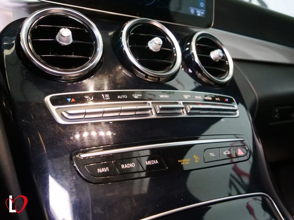 MERCEDES CLASE C FAMILIAR 200 D 9G-TRONIC AMG TECHO 160 de segunda mano