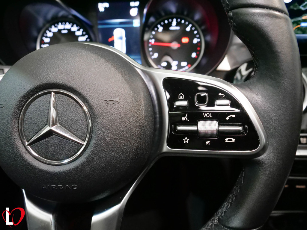 MERCEDES CLASE C FAMILIAR 200 D AVANTGARDE TECHO 160 de segunda mano
