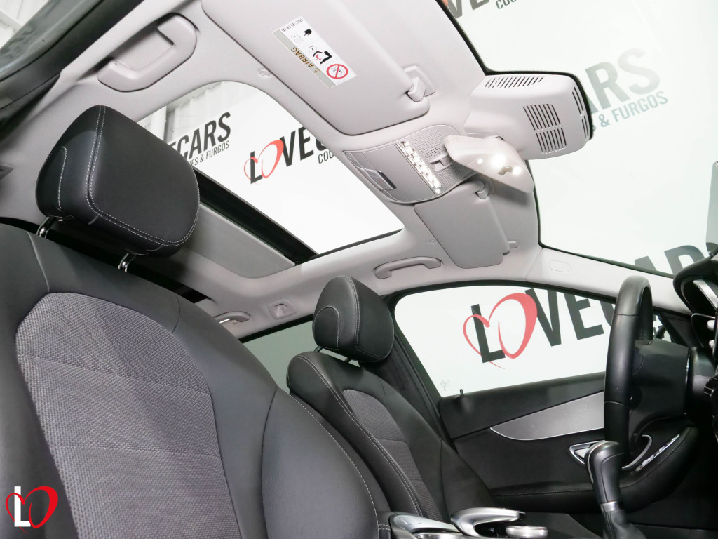 MERCEDES CLASE C FAMILIAR 200 D AVANTGARDE TECHO 160 de segunda mano