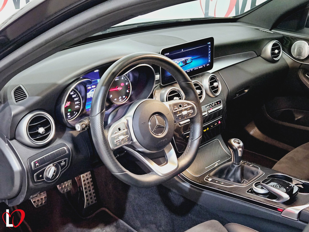 MERCEDES CLASE C FAMILIAR 200 DCI AMG LINE 160 de segunda mano
