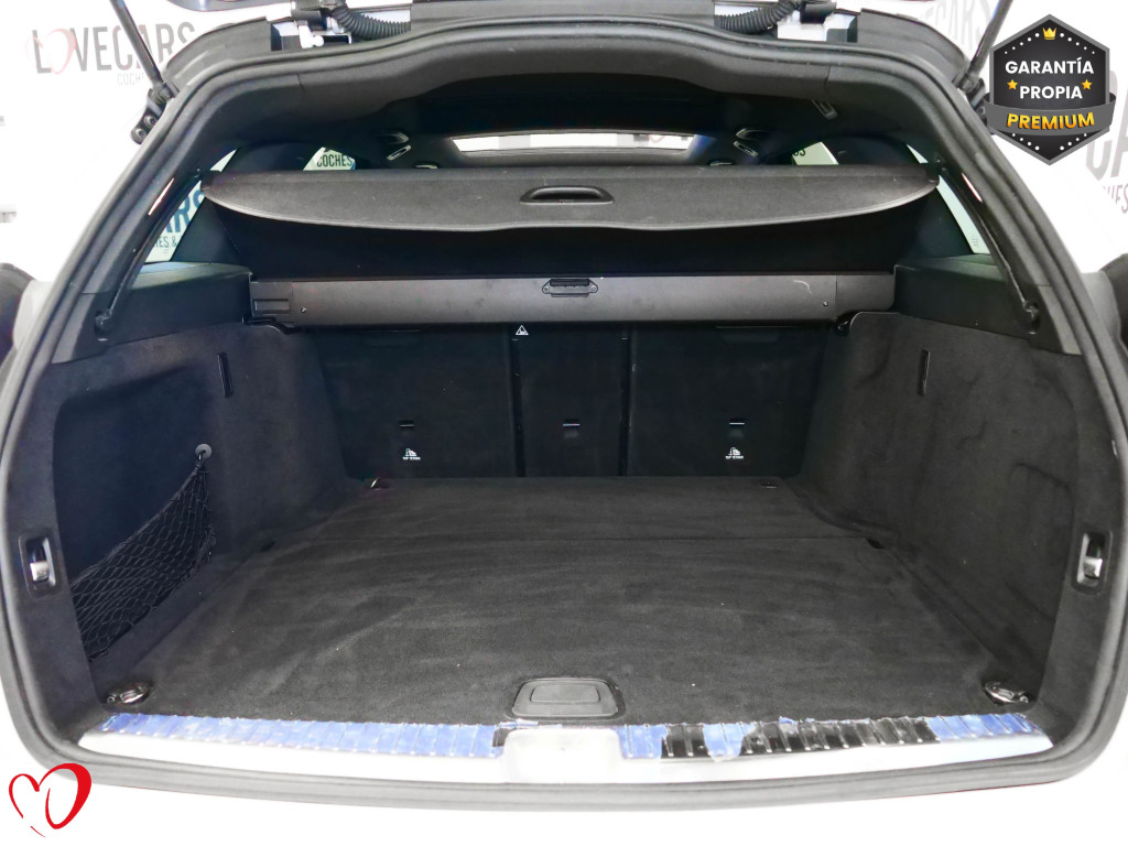 MERCEDES CLASE C FAMILIAR 220D AVANTGARDE TECHO 195 de segunda mano