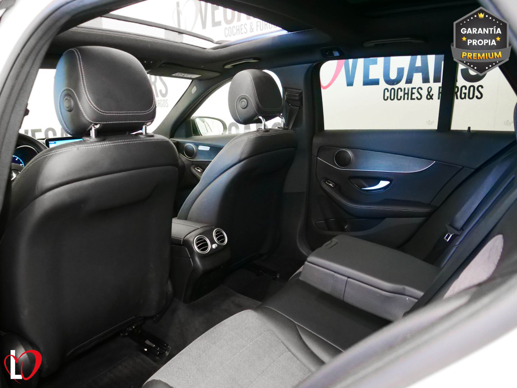 MERCEDES CLASE C FAMILIAR 220D AVANTGARDE TECHO 195 de segunda mano
