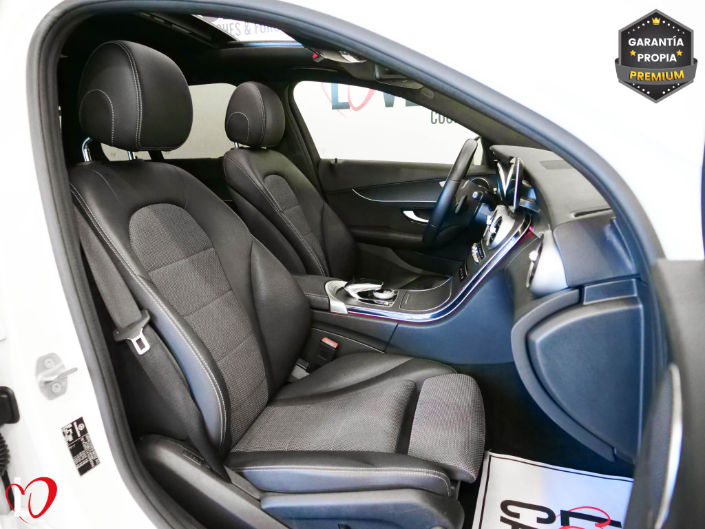 MERCEDES CLASE C FAMILIAR 220D AVANTGARDE TECHO 195 de segunda mano