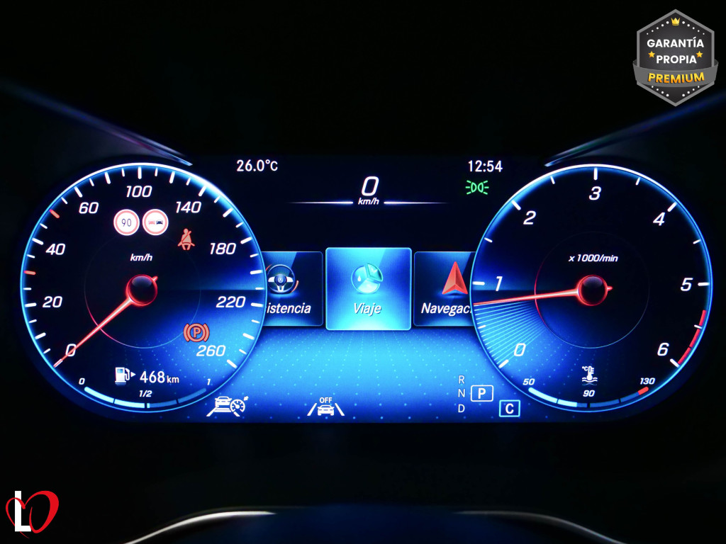 MERCEDES CLASE C FAMILIAR 220D AVANTGARDE TECHO 195 de segunda mano