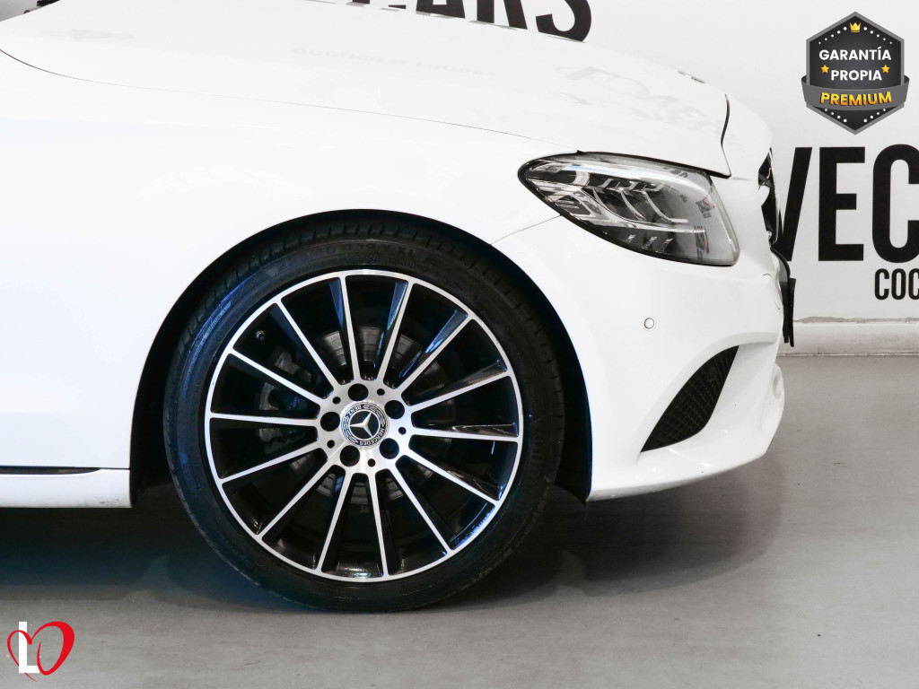 MERCEDES CLASE C FAMILIAR 220D AVANTGARDE TECHO 195 de segunda mano