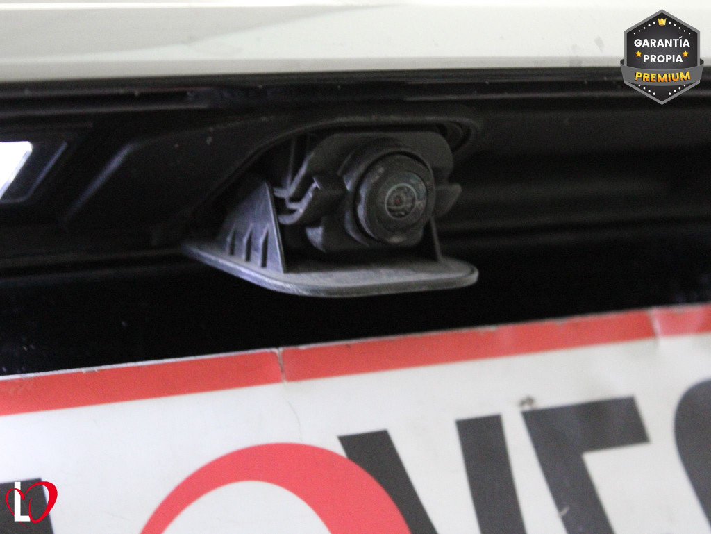 MERCEDES CLASE C FAMILIAR 300 de AMG T 9G-TRONIC 306 de segunda mano