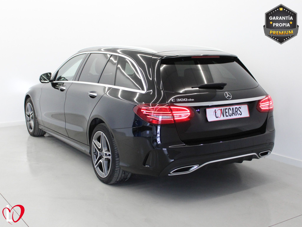 MERCEDES CLASE C FAMILIAR 300 de AMG T 9G-TRONIC 306 de segunda mano