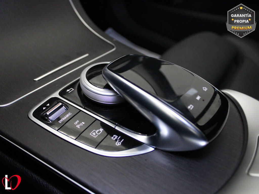 MERCEDES CLASE C FAMILIAR 300 de AMG T 9G-TRONIC 306 de segunda mano