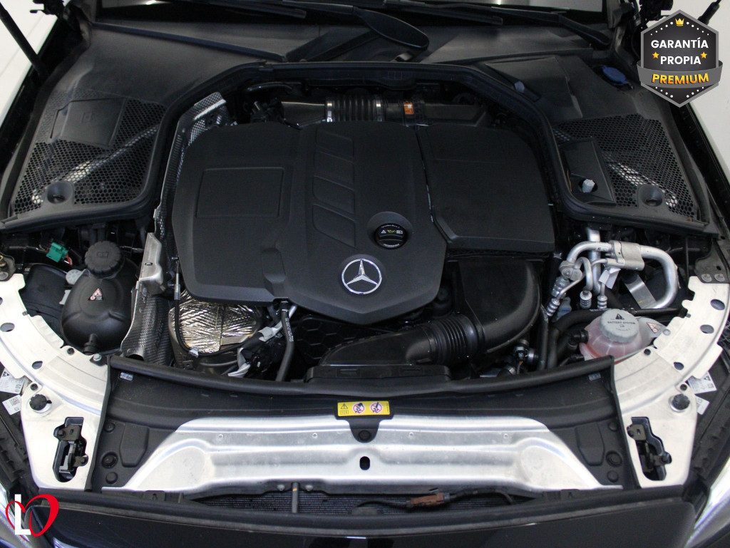 MERCEDES CLASE C FAMILIAR 300 de AMG T 9G-TRONIC 306 de segunda mano