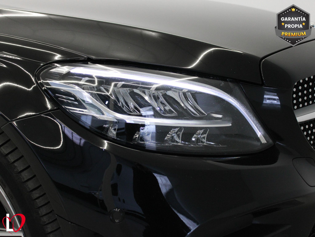 MERCEDES CLASE C FAMILIAR 300 de AMG T 9G-TRONIC 306 de segunda mano