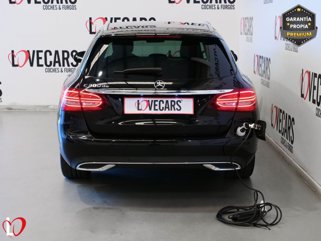 MERCEDES CLASE C FAMILIAR 300 de T 9G-TRONIC AVANTGARDE 306 de segunda mano