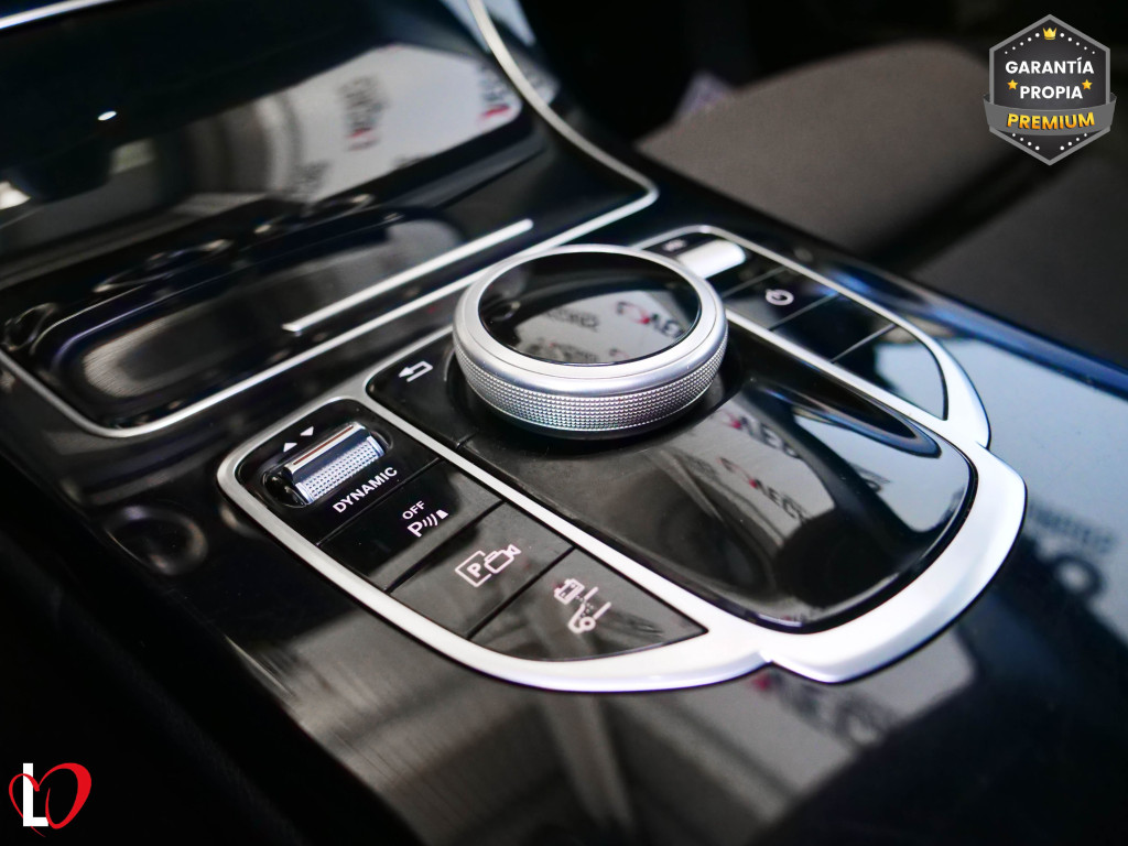 MERCEDES CLASE C FAMILIAR 300 de T 9G-TRONIC AVANTGARDE 306 de segunda mano