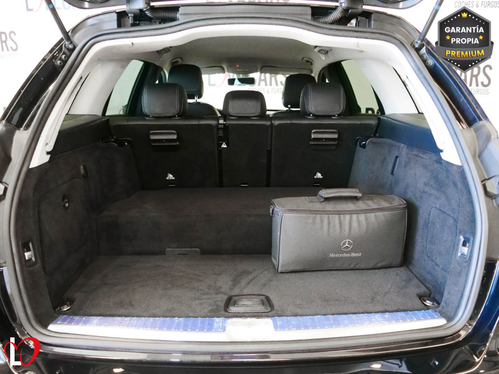 MERCEDES CLASE C FAMILIAR 300 de T 9G-TRONIC AVANTGARDE 306 de segunda mano