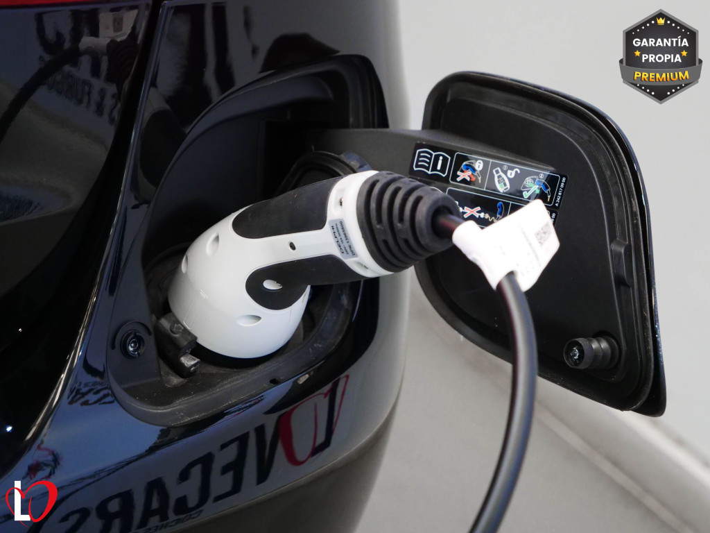 MERCEDES CLASE C FAMILIAR 300 de T 9G-TRONIC AVANTGARDE 306 de segunda mano